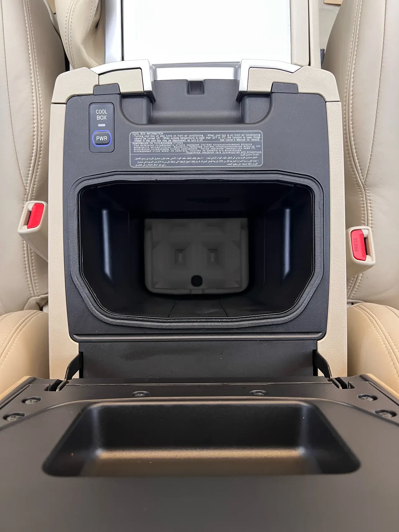 Toyota Land Cruiser, 2019 14