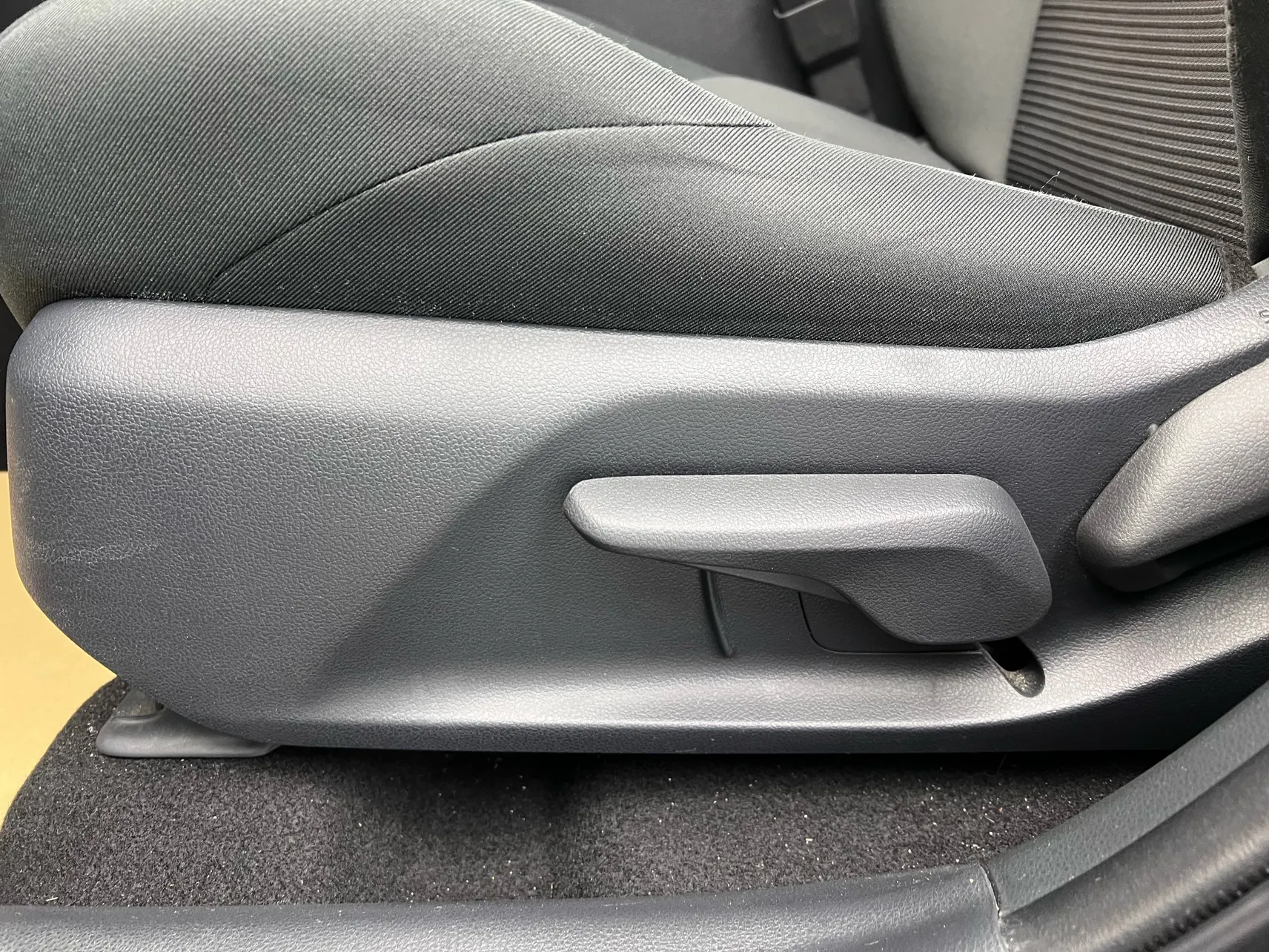 Toyota Wildlander, 2024 29