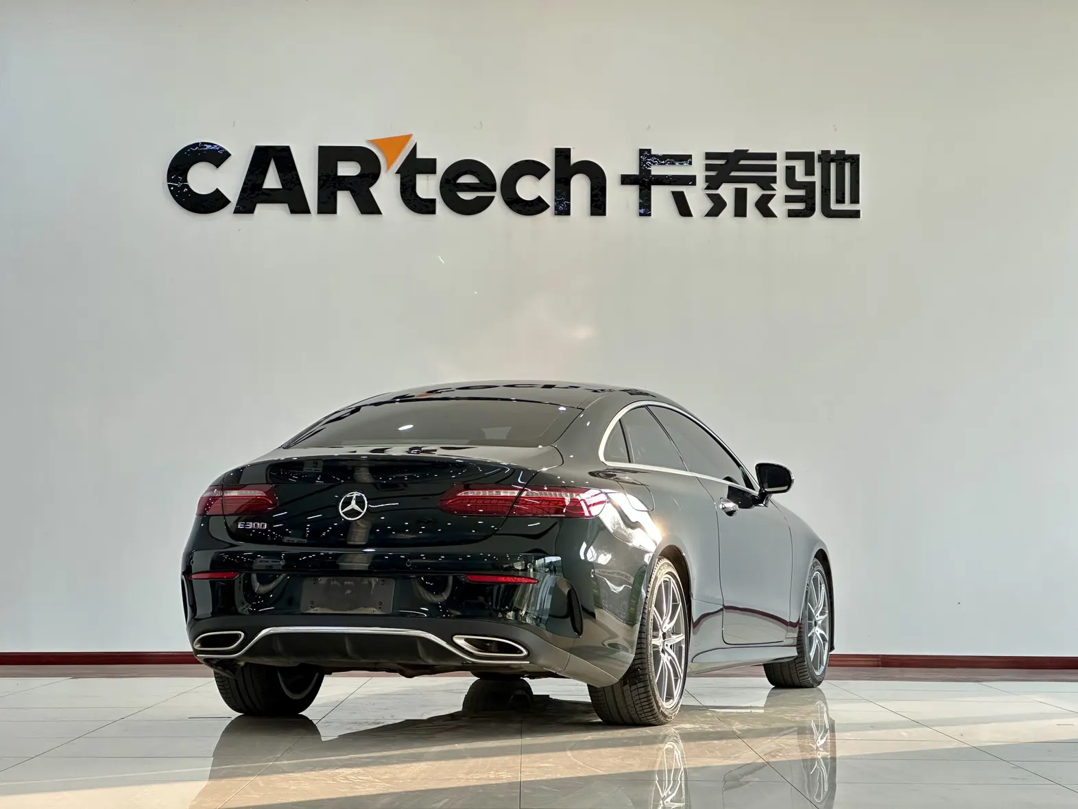 Mercedes-Benz E 260, 2023 12