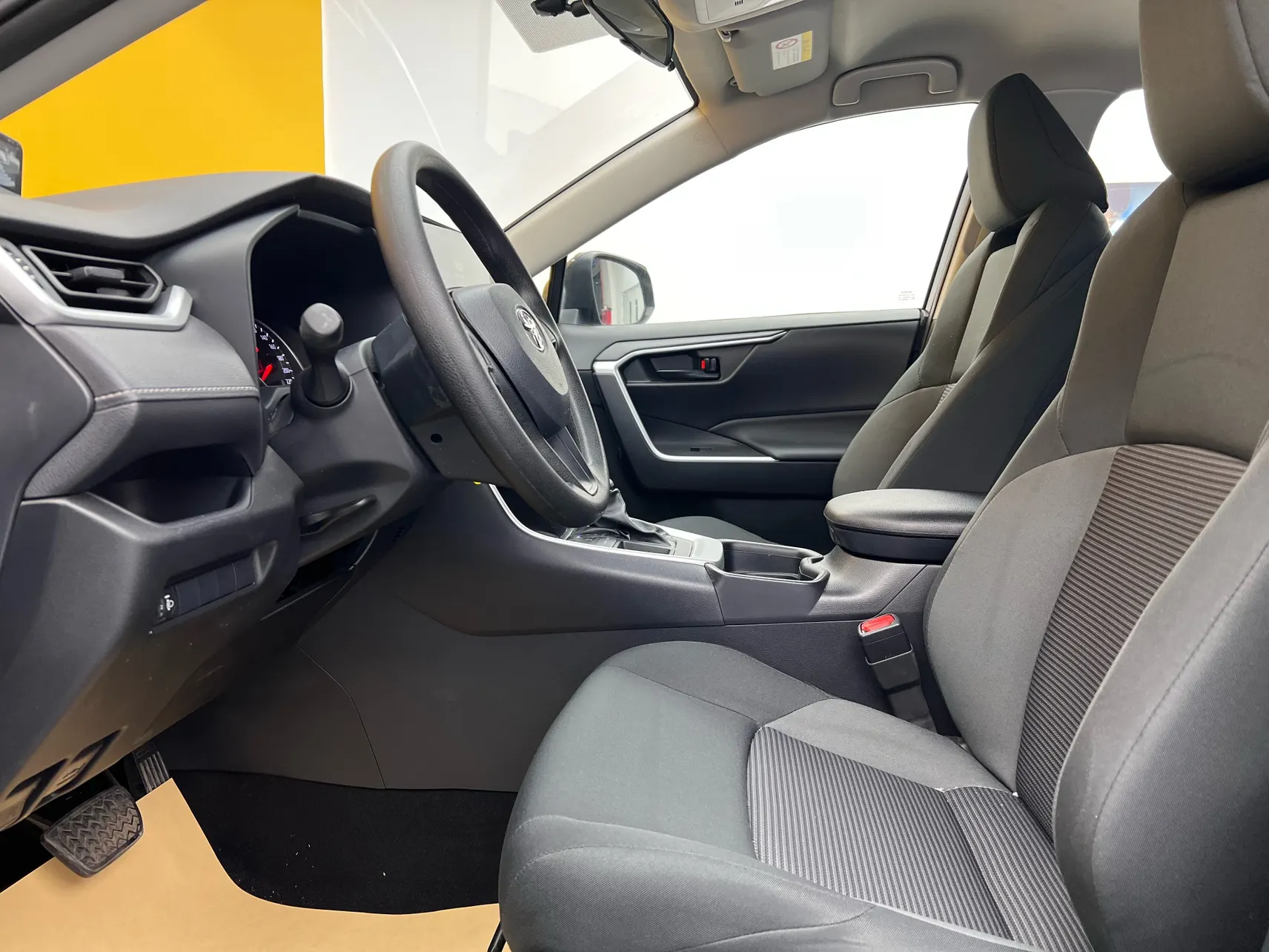 Toyota Wildlander, 2024 18