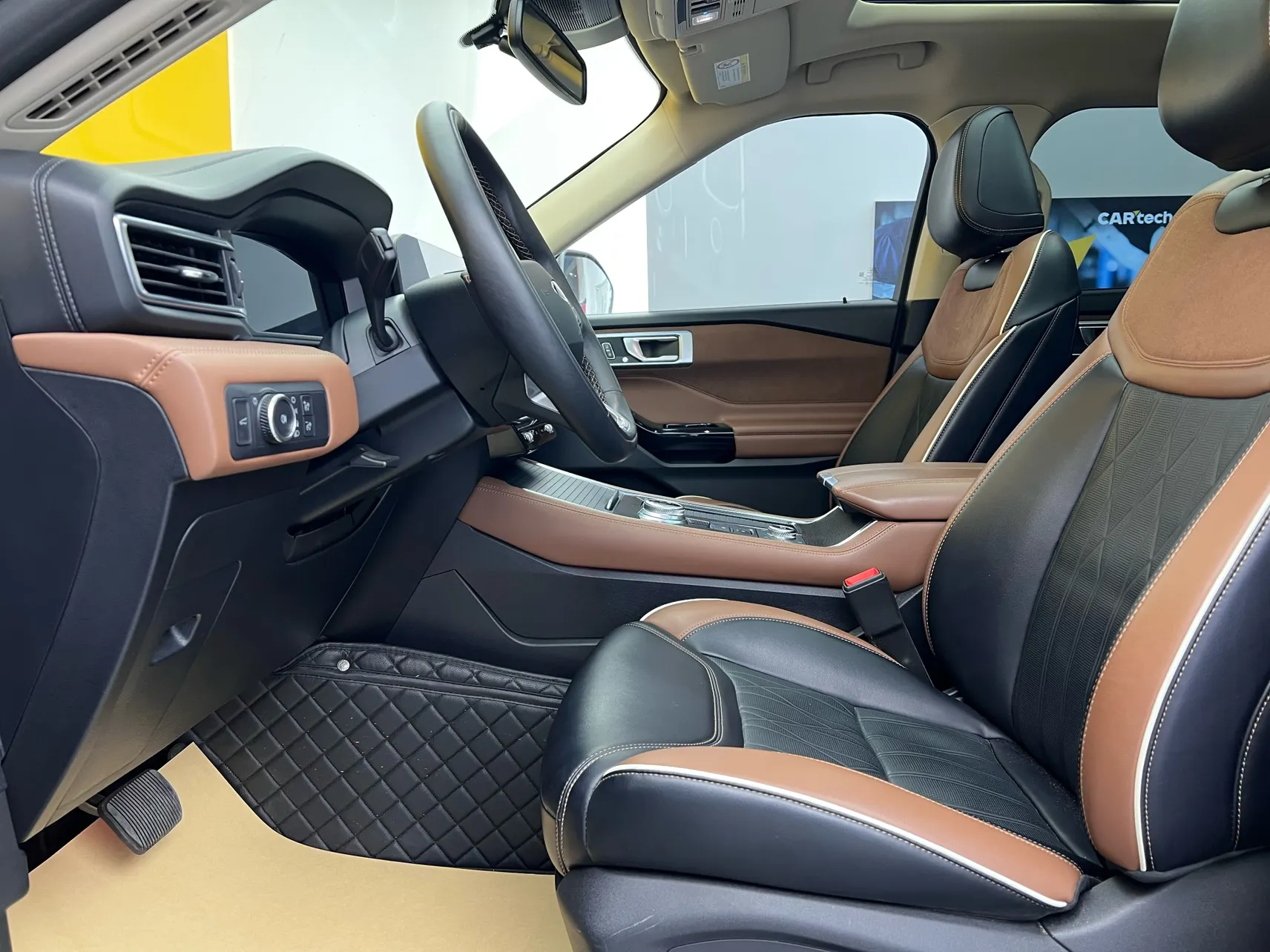 Ford Explorer, 2024 18