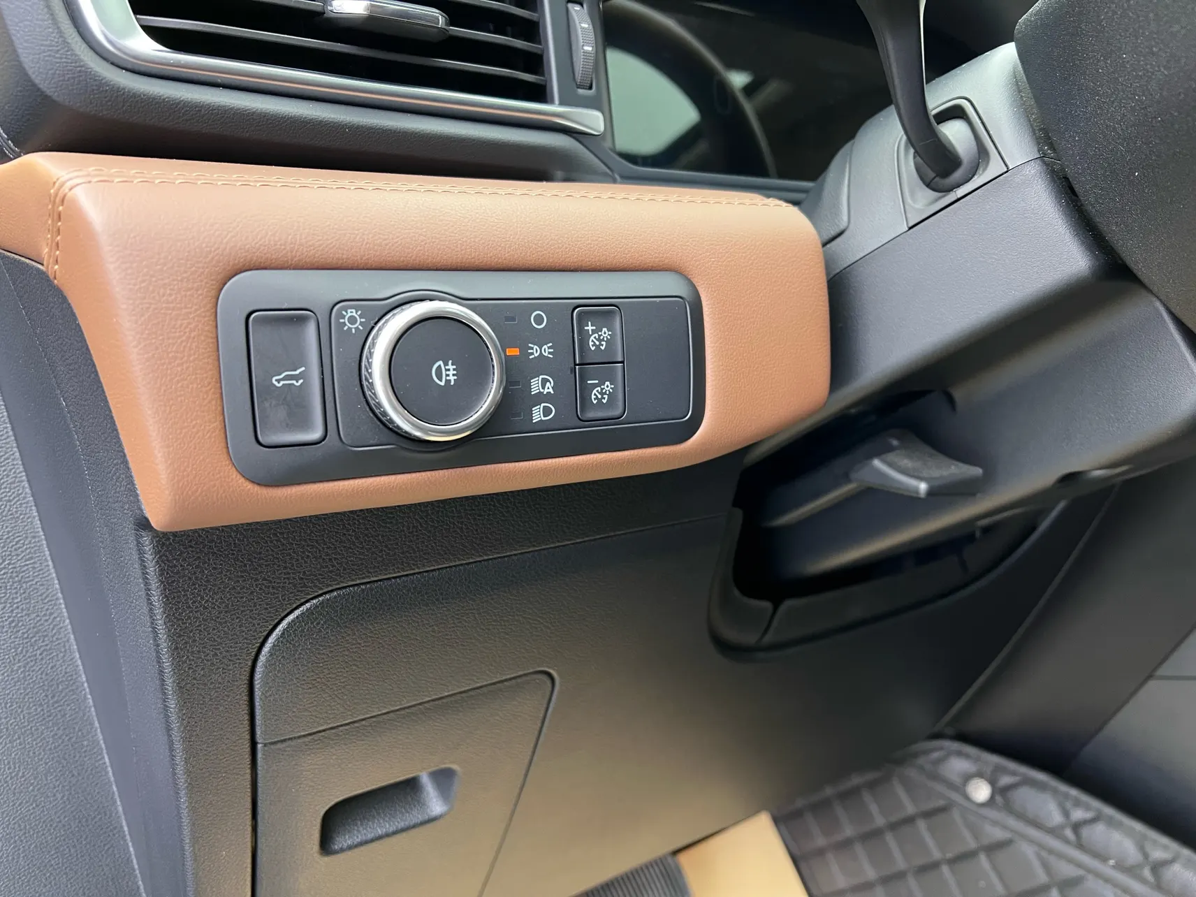 Ford Explorer, 2024 28