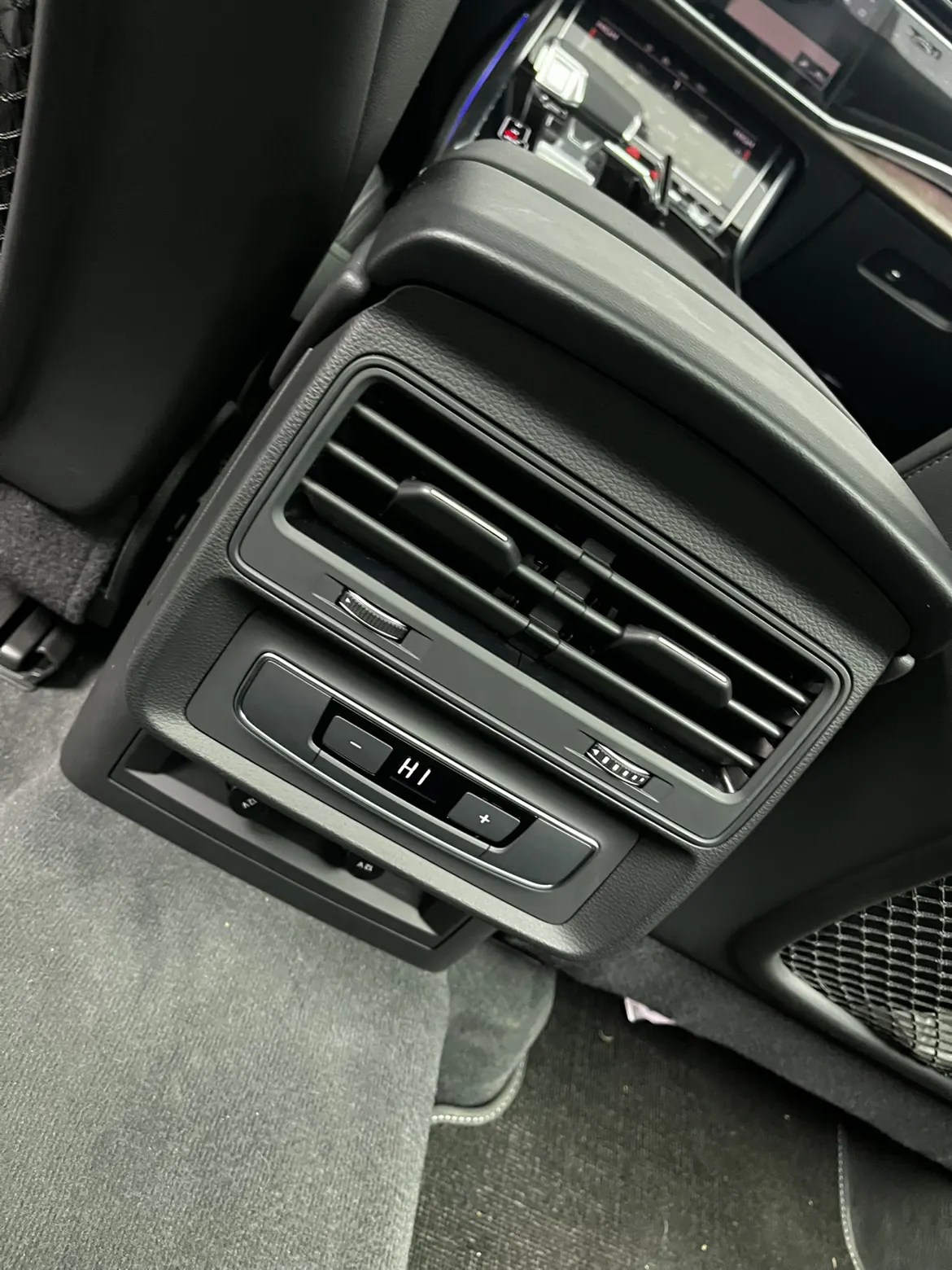 Audi Q7 45 TFSI, 2026 16