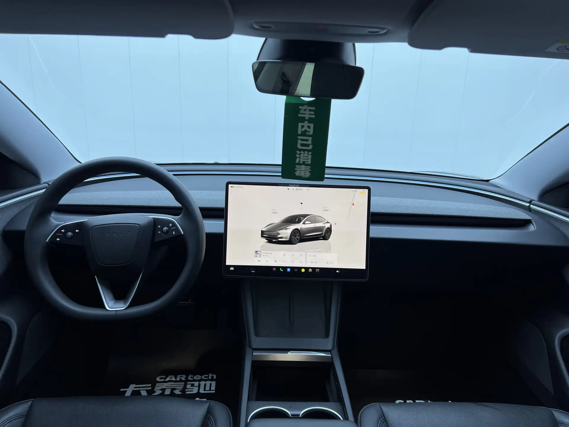 Tesla Model 3, 2024 14