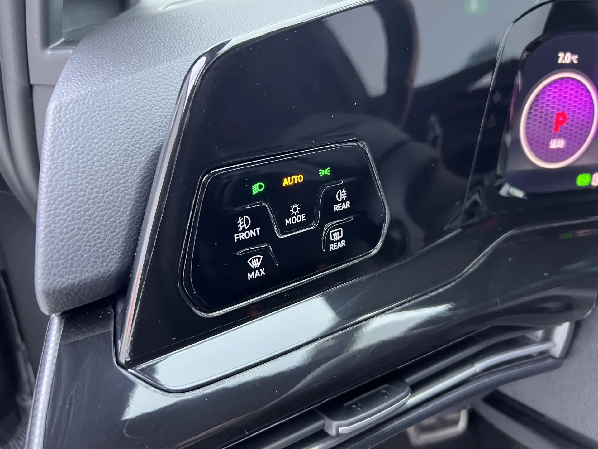 Volkswagen Golf, 2025 24