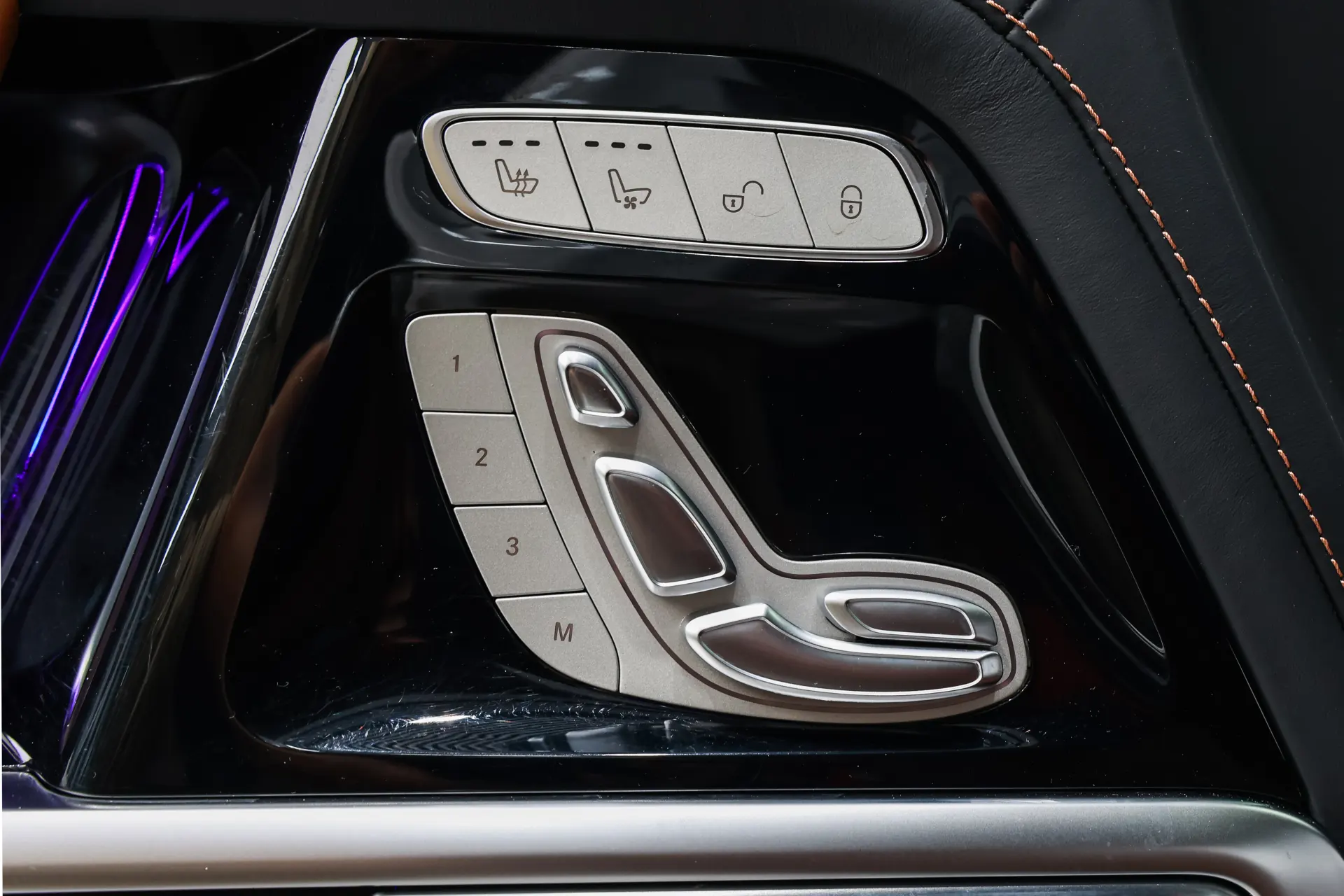 Mercedes-Benz G 63, 2023 13