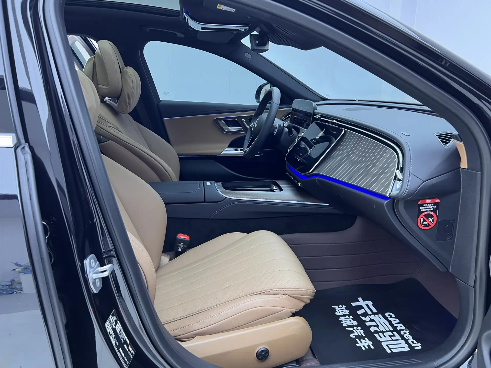 Mercedes-Benz E 300 L, 2025 19