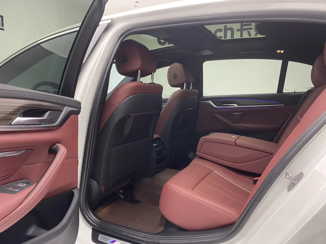 BMW 530Li, 2022 23