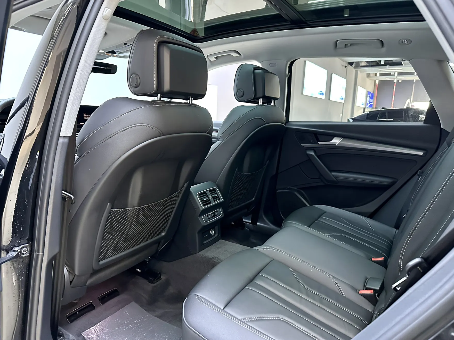 Audi Q5L 40, 2022 14