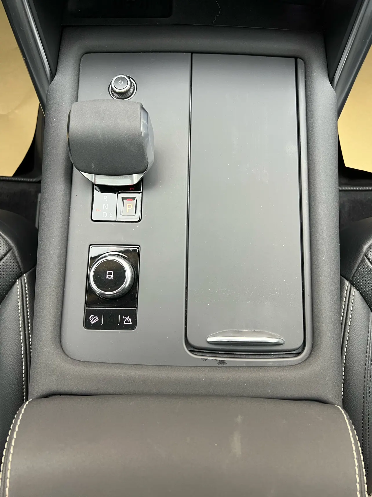 Land Rover Discovery, 2021 28
