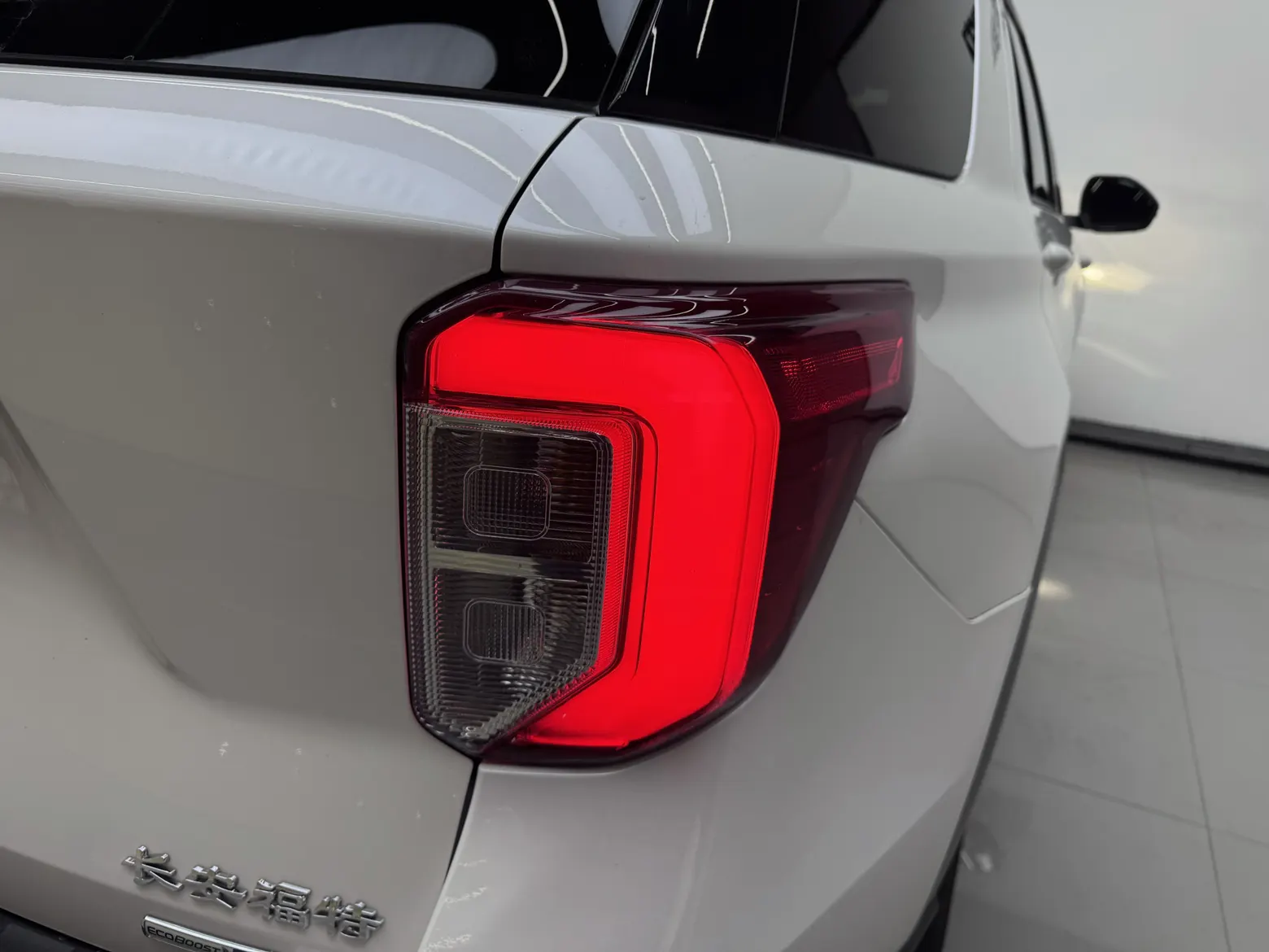 Ford Explorer, 2021 6