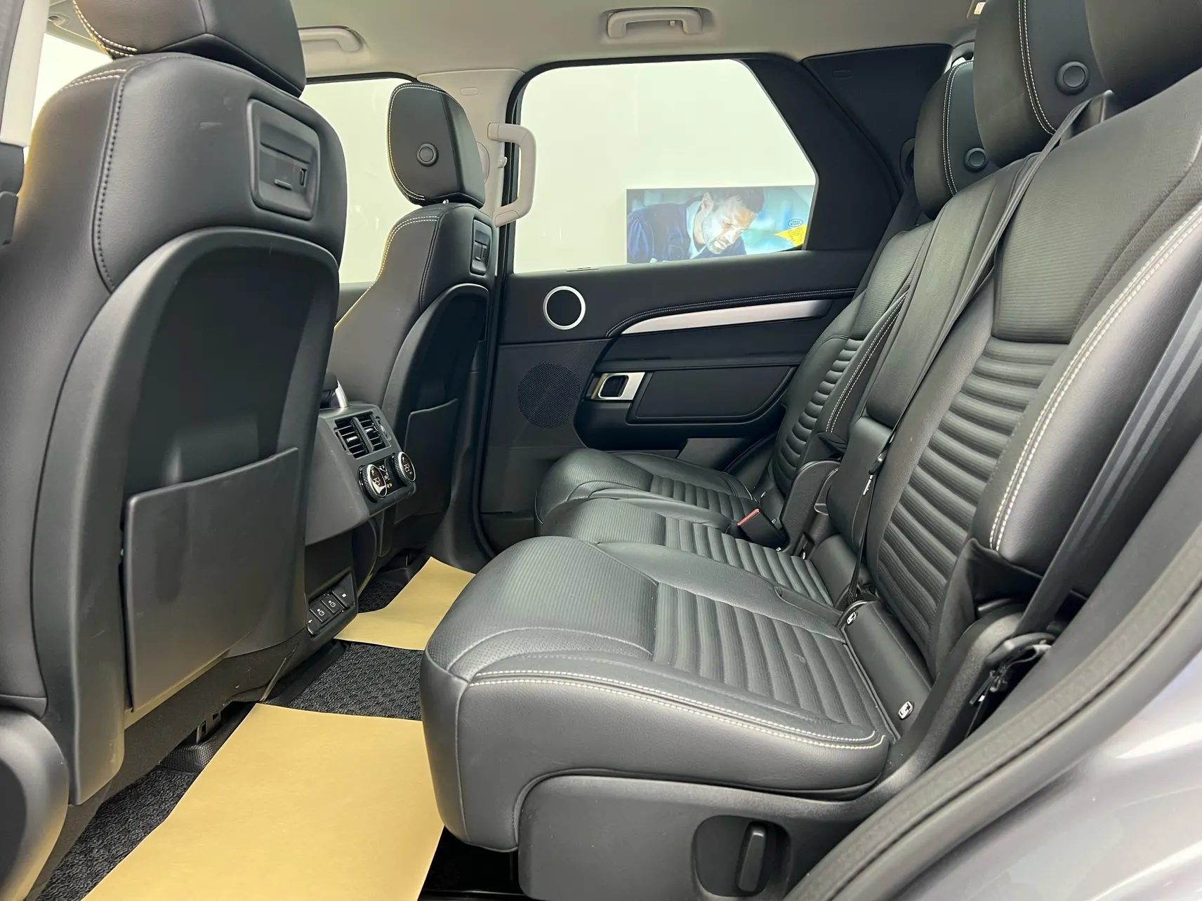 Land Rover Discovery, 2021 34