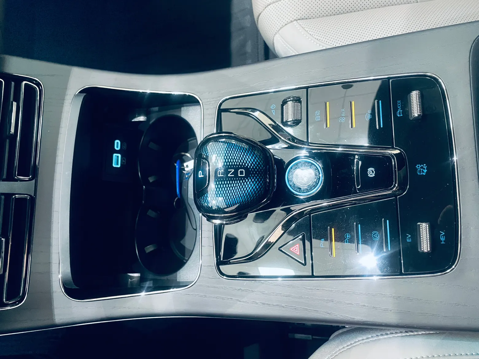 BYD Han, 2025 12
