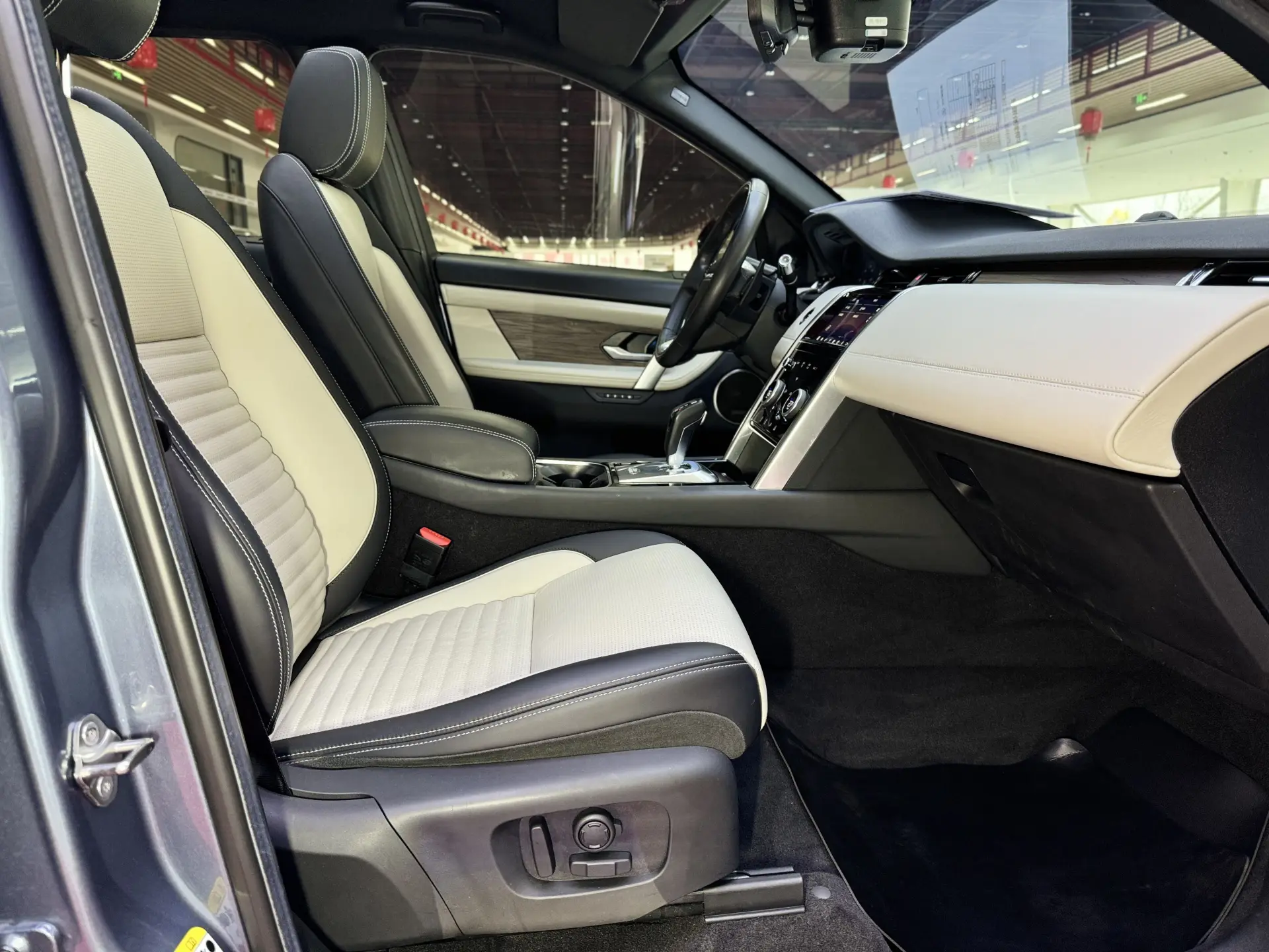 Land Rover Discovery Sport, 2021 18