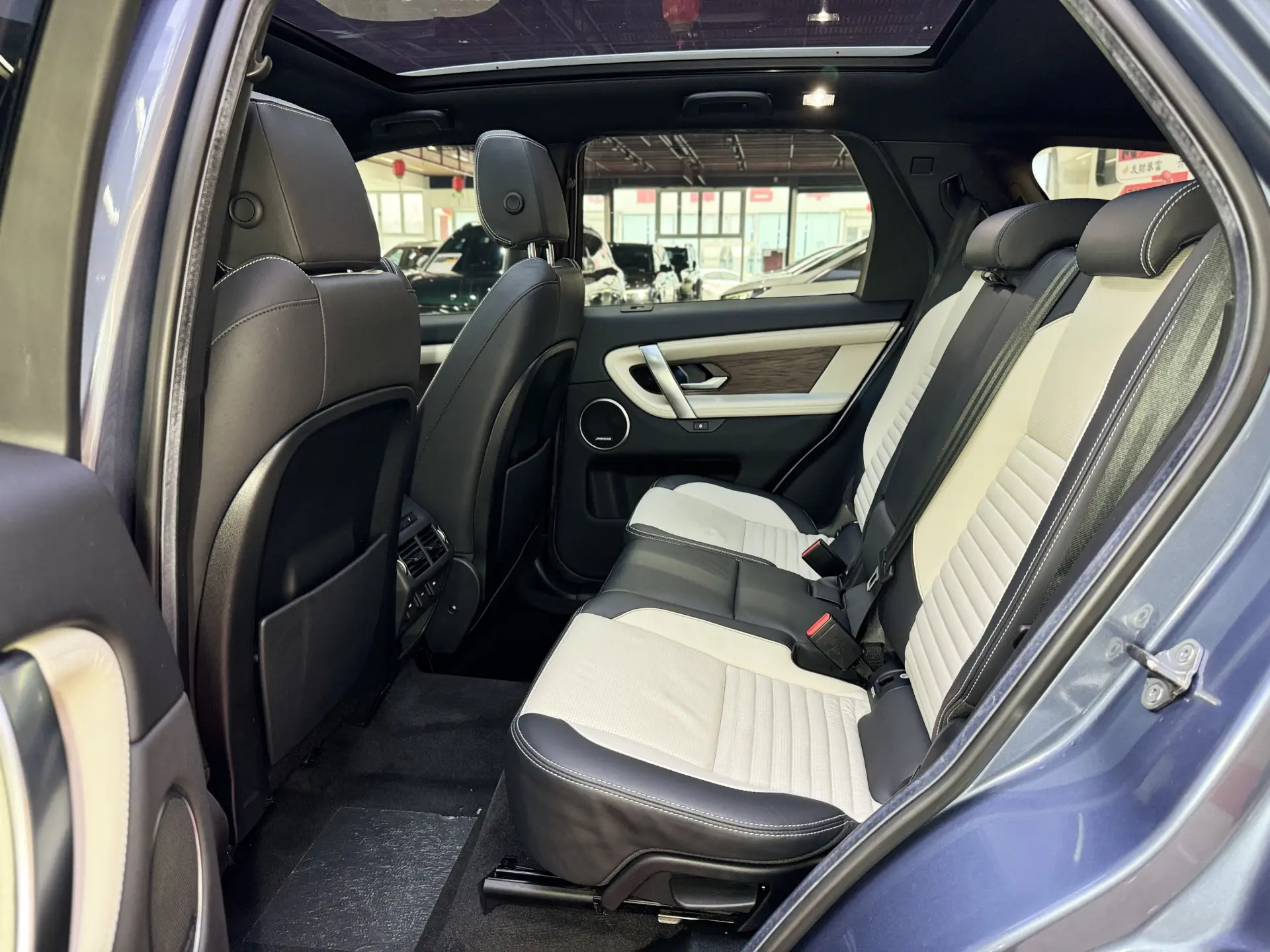 Land Rover Discovery Sport, 2021 19