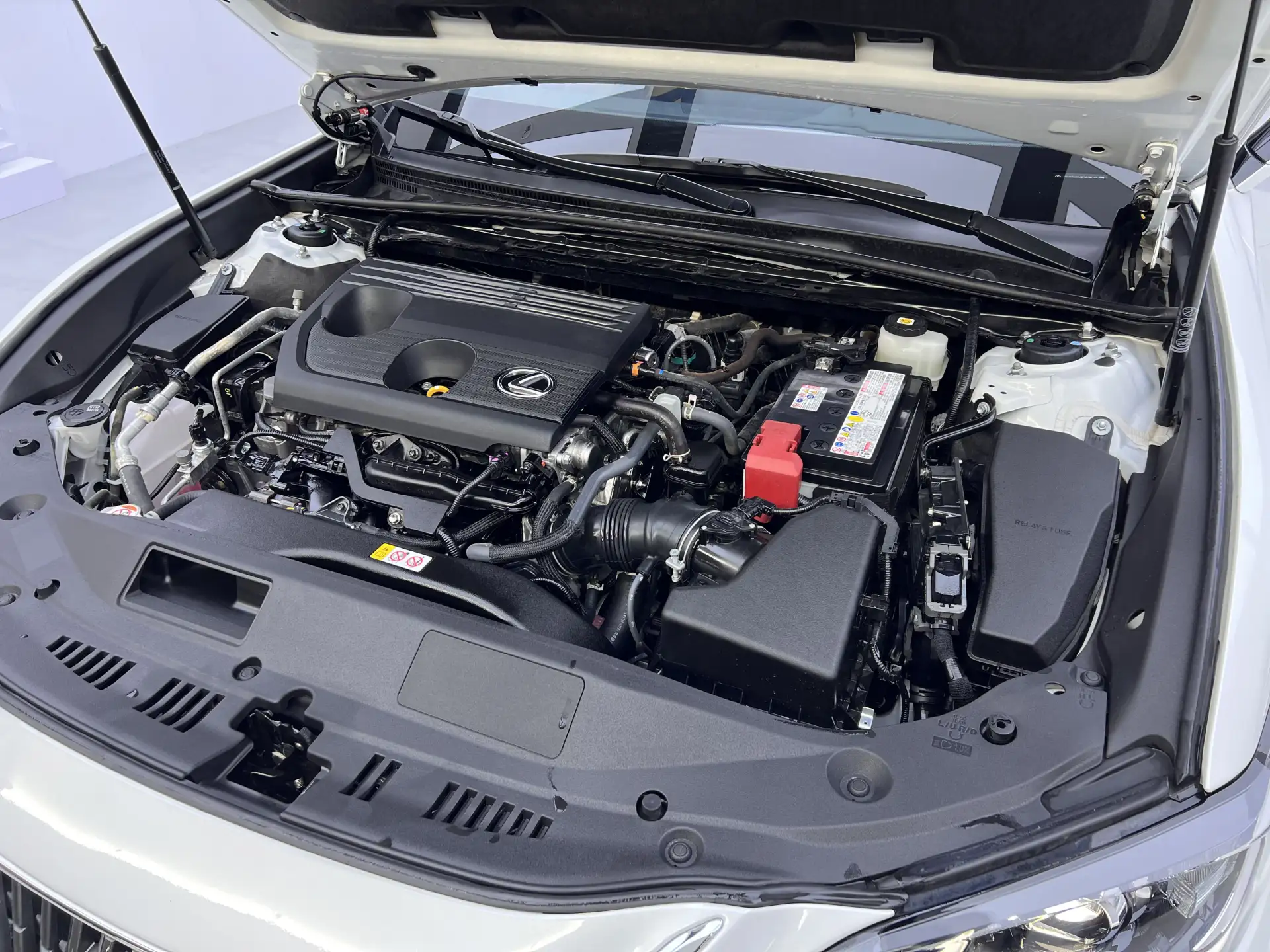 Lexus ES 200, 2024 12