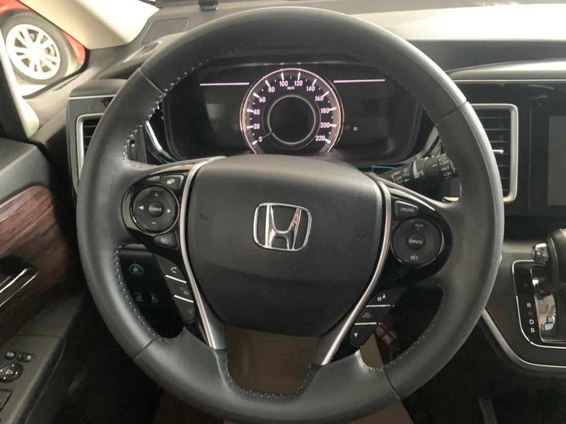 Honda Elysion, 2018 11