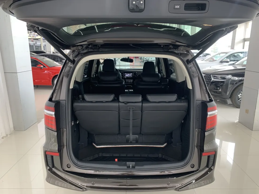 Honda Elysion, 2018 4