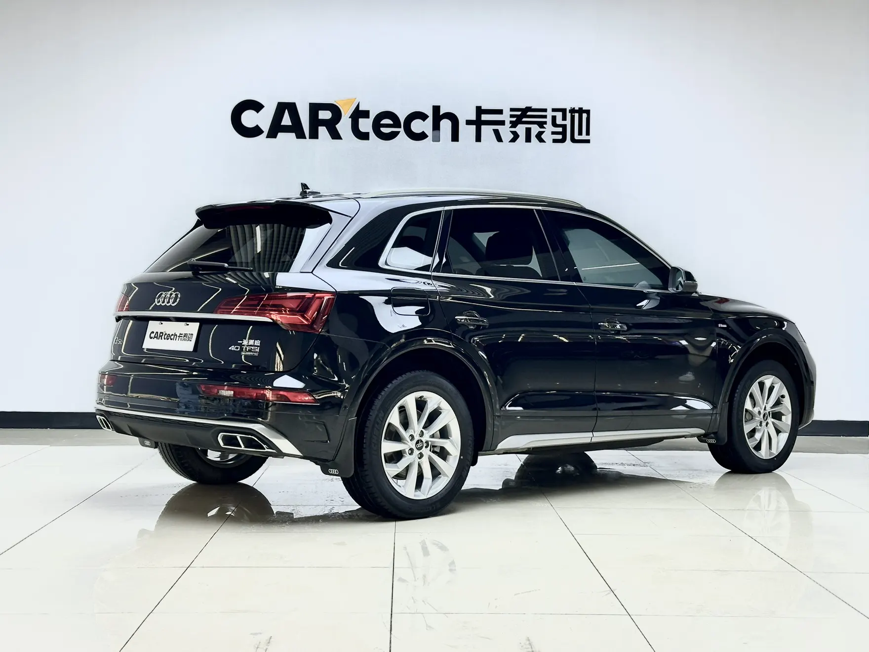 Audi Q5L 40, 2022 3