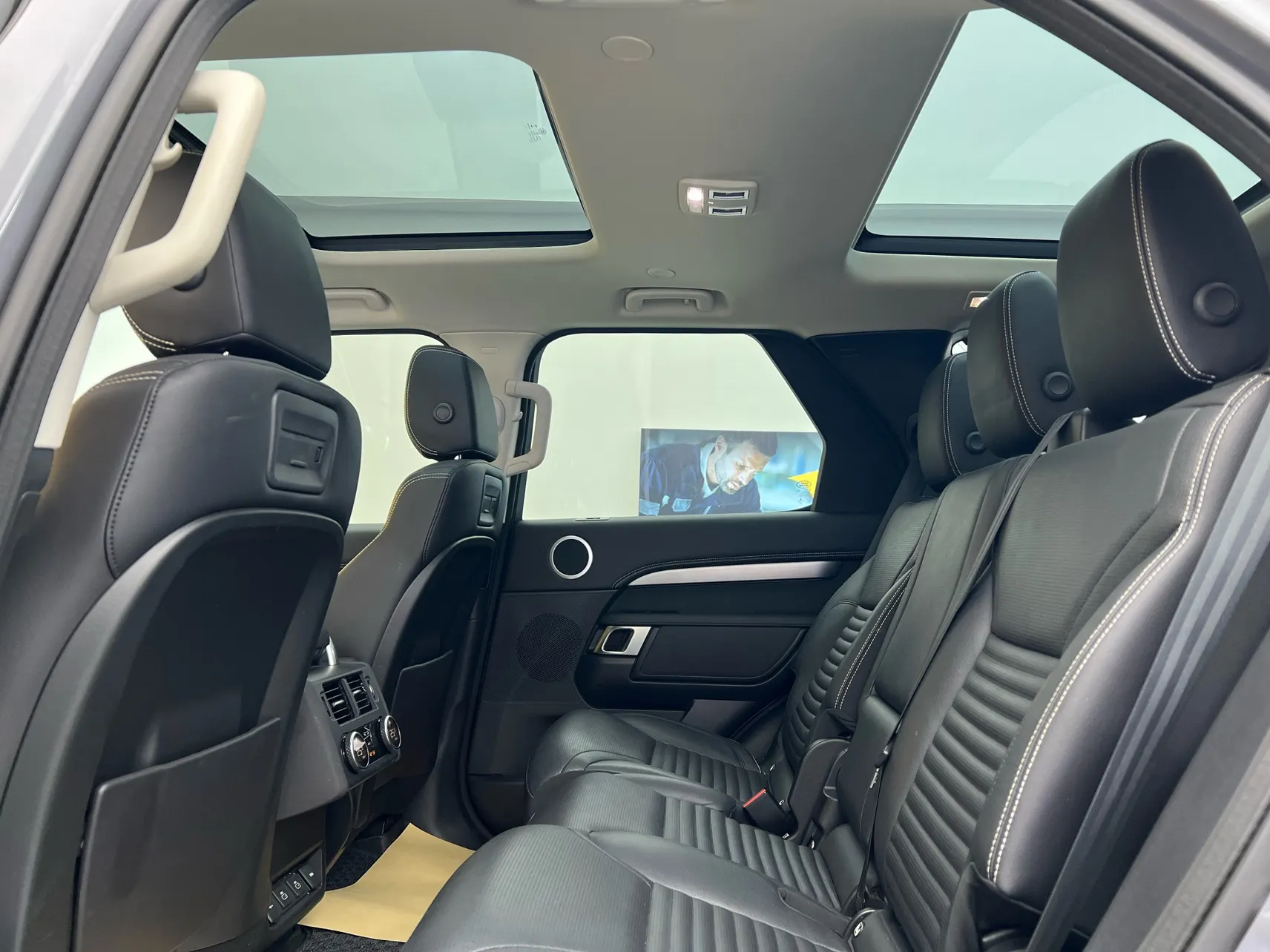 Land Rover Discovery, 2021 19