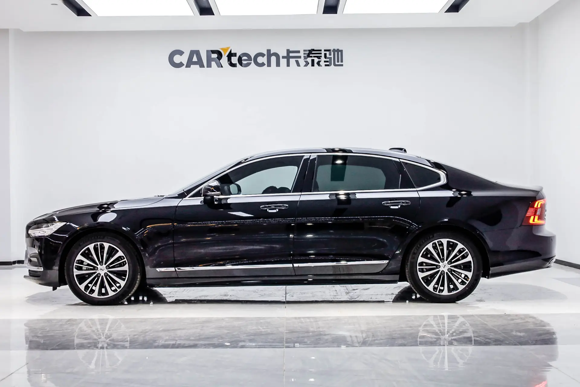 Volvo S90, 2025 все фото