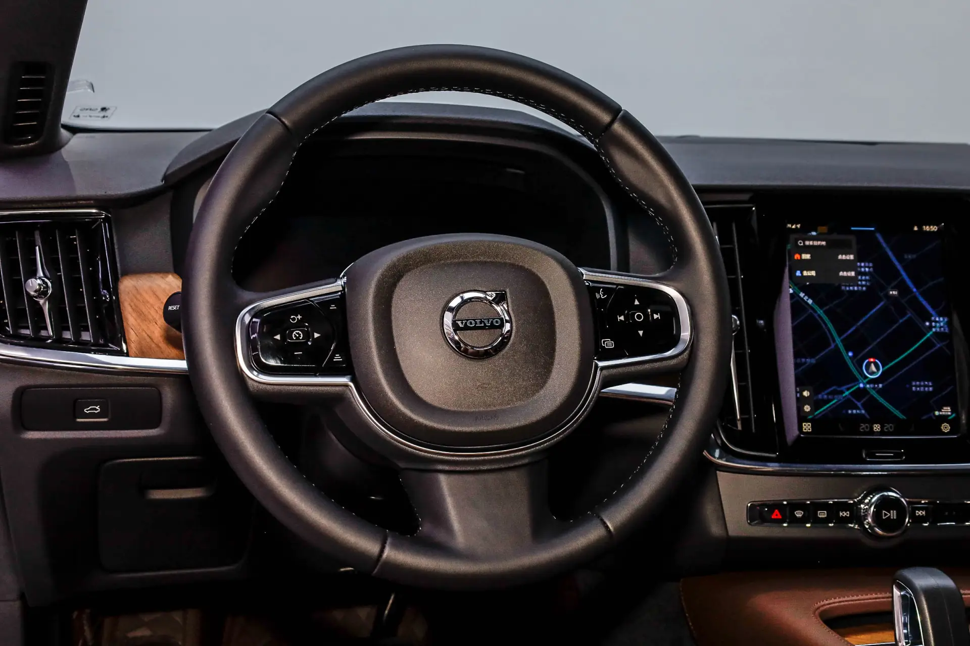 Volvo S90, 2025 13