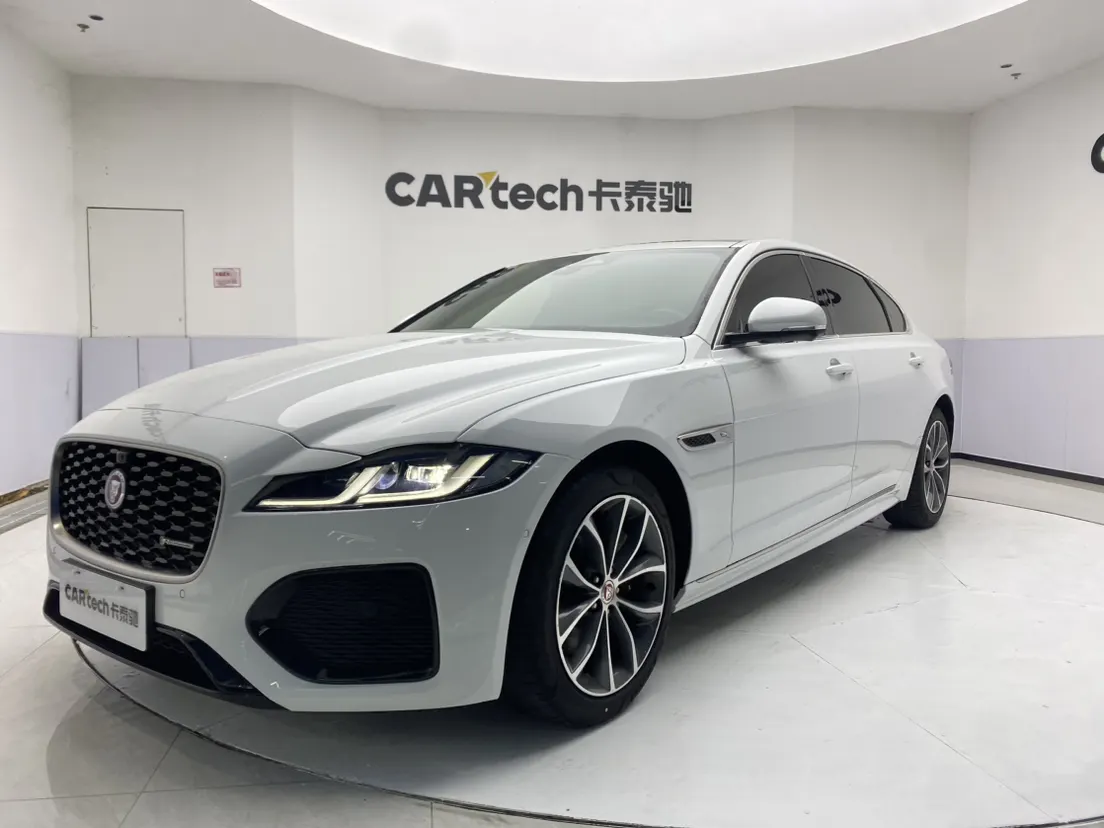 Jaguar XFL