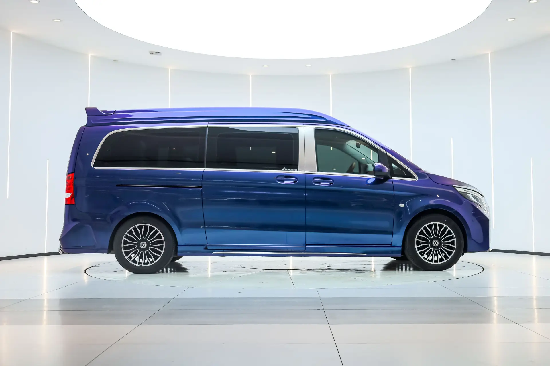 Mercedes-Benz Rhine Traveller, 2021 4