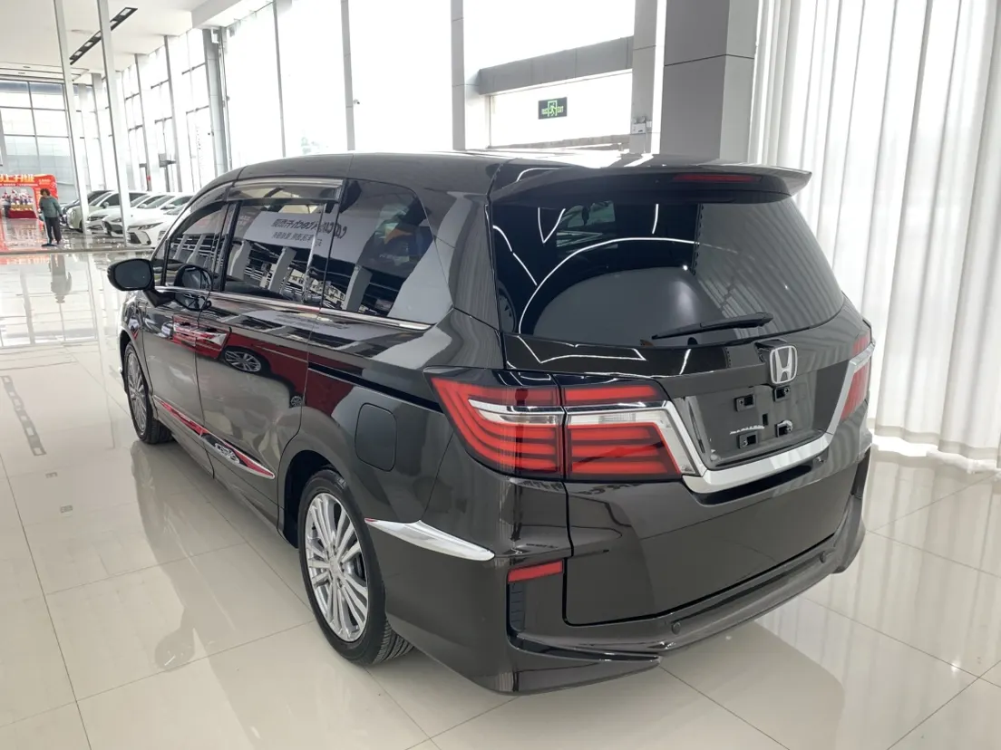 Honda Elysion, 2018 6
