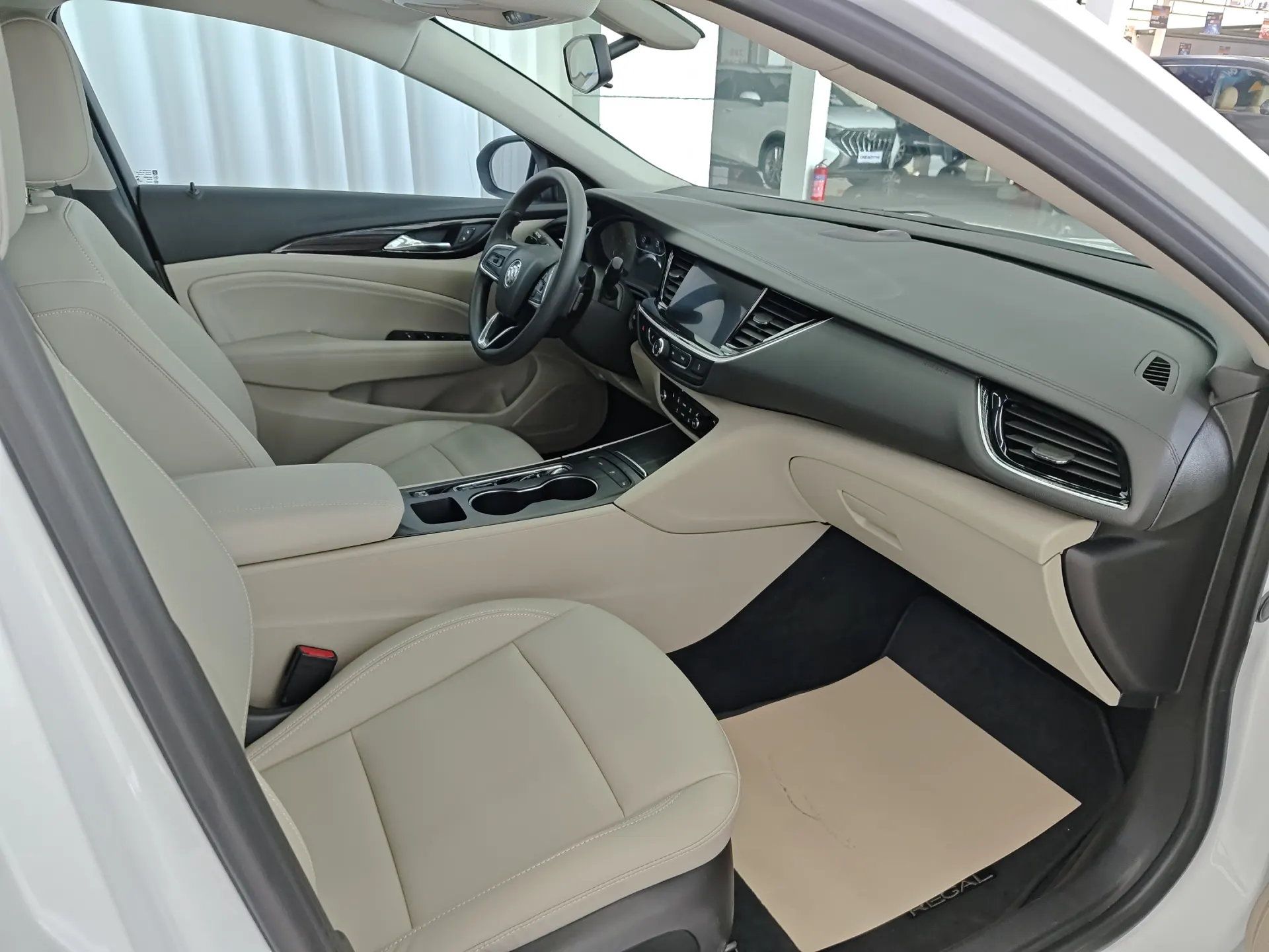 Buick Regal, 2022 15