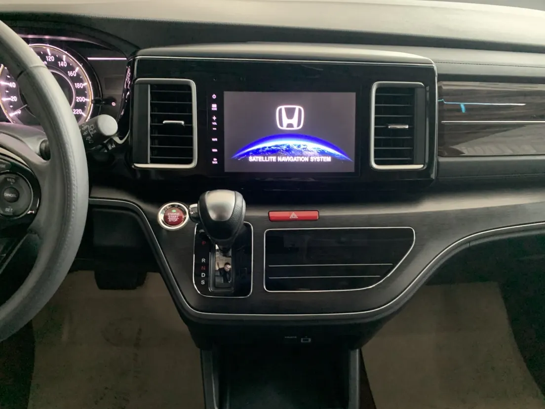 Honda Elysion, 2018 18