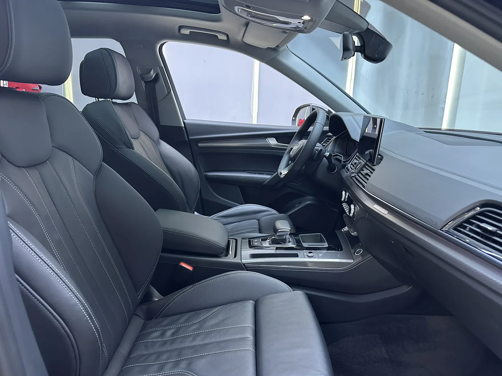 Audi Q5L 40, 2022 13