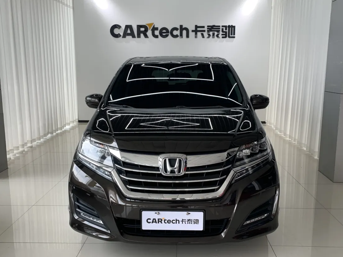 Honda Elysion, 2018 3