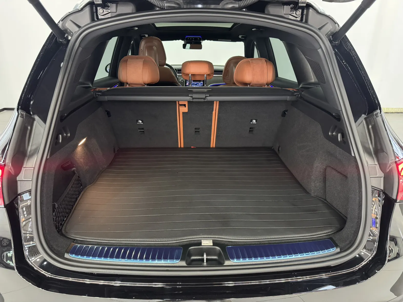 Mercedes-Benz GLC 300 L, 2024 27