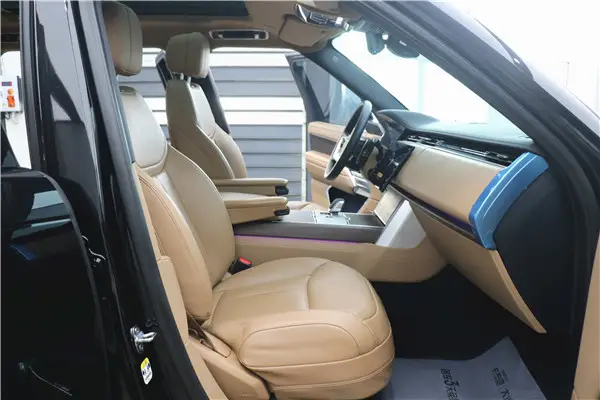 Land Rover Range Rover, 2025 12
