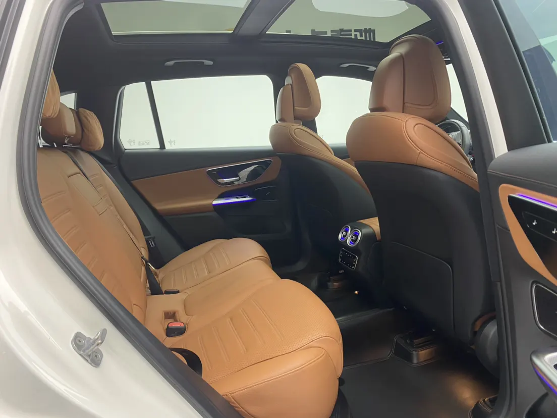 Mercedes-Benz GLC 300 L, 2023 25