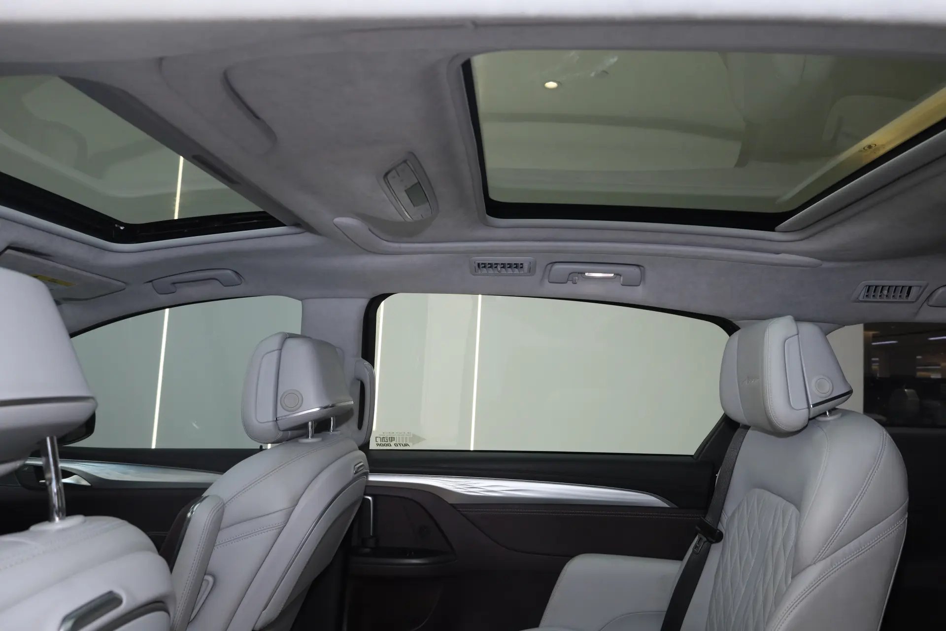 Buick GL8, 2022 24