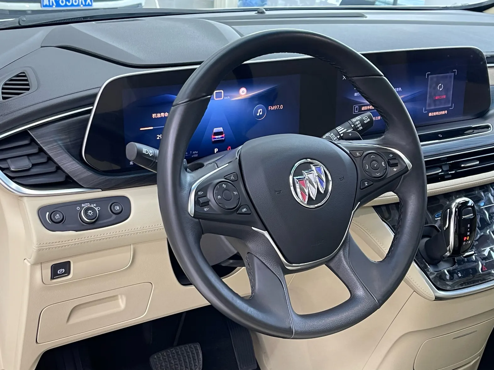 Buick GL8, 2023 10