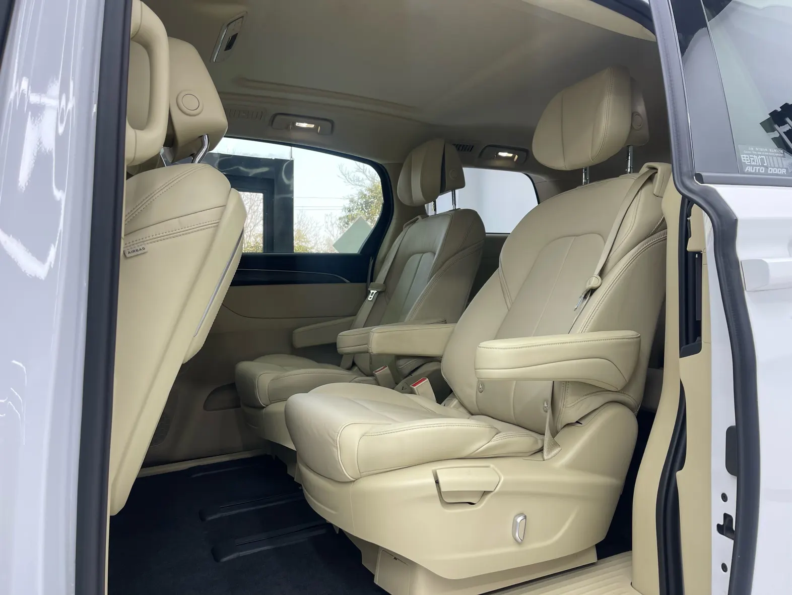Buick GL8, 2023 15