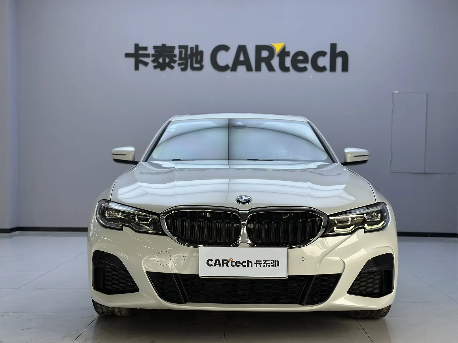 BMW 325Li, 2020 3