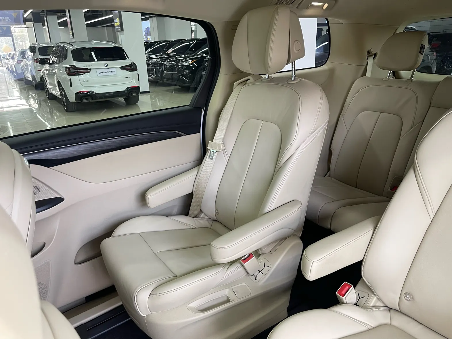 Buick GL8, 2023 21