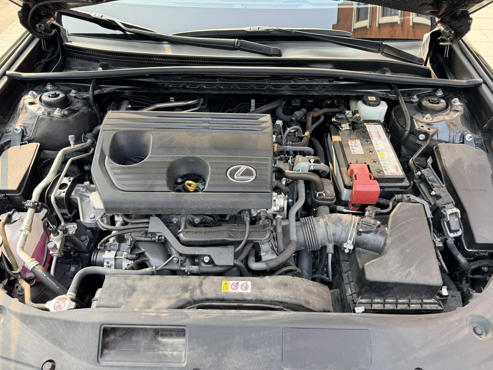 Lexus ES 200, 2024 9
