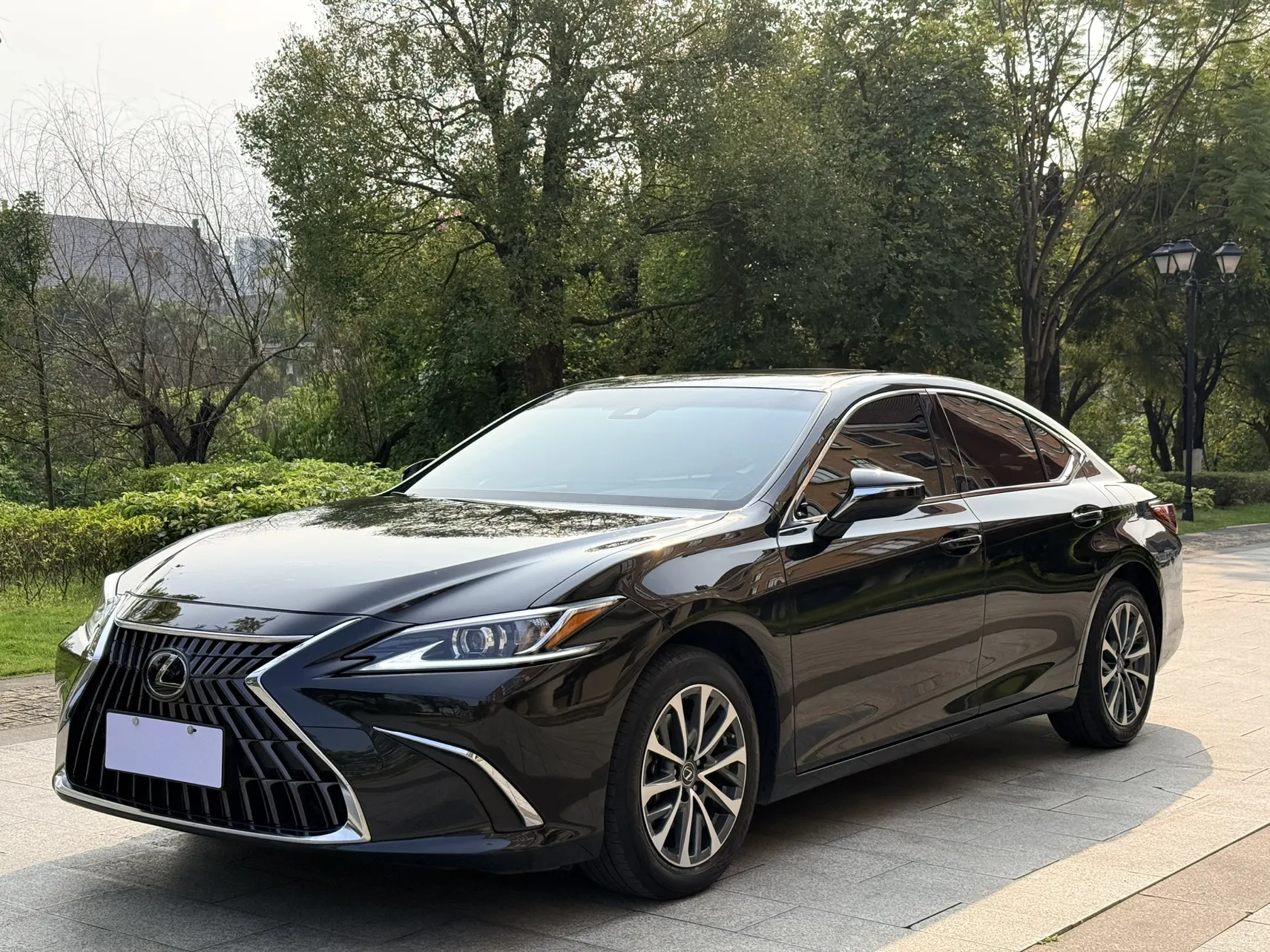 Lexus ES 200