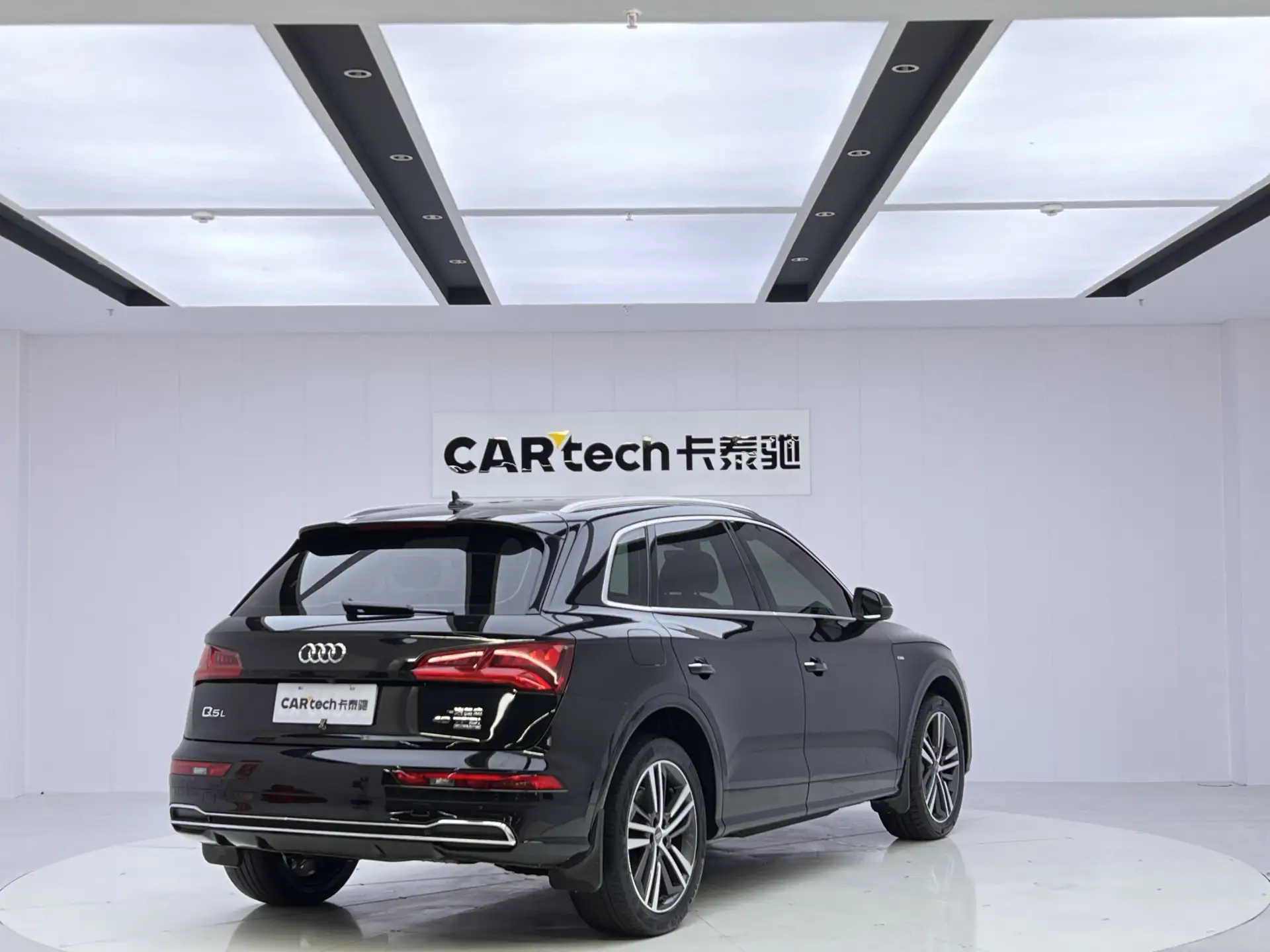 Audi Q5L 40 TFSI, 2021 все фото