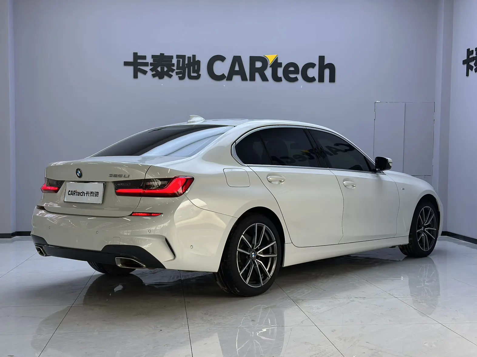 BMW 325Li, 2020 4