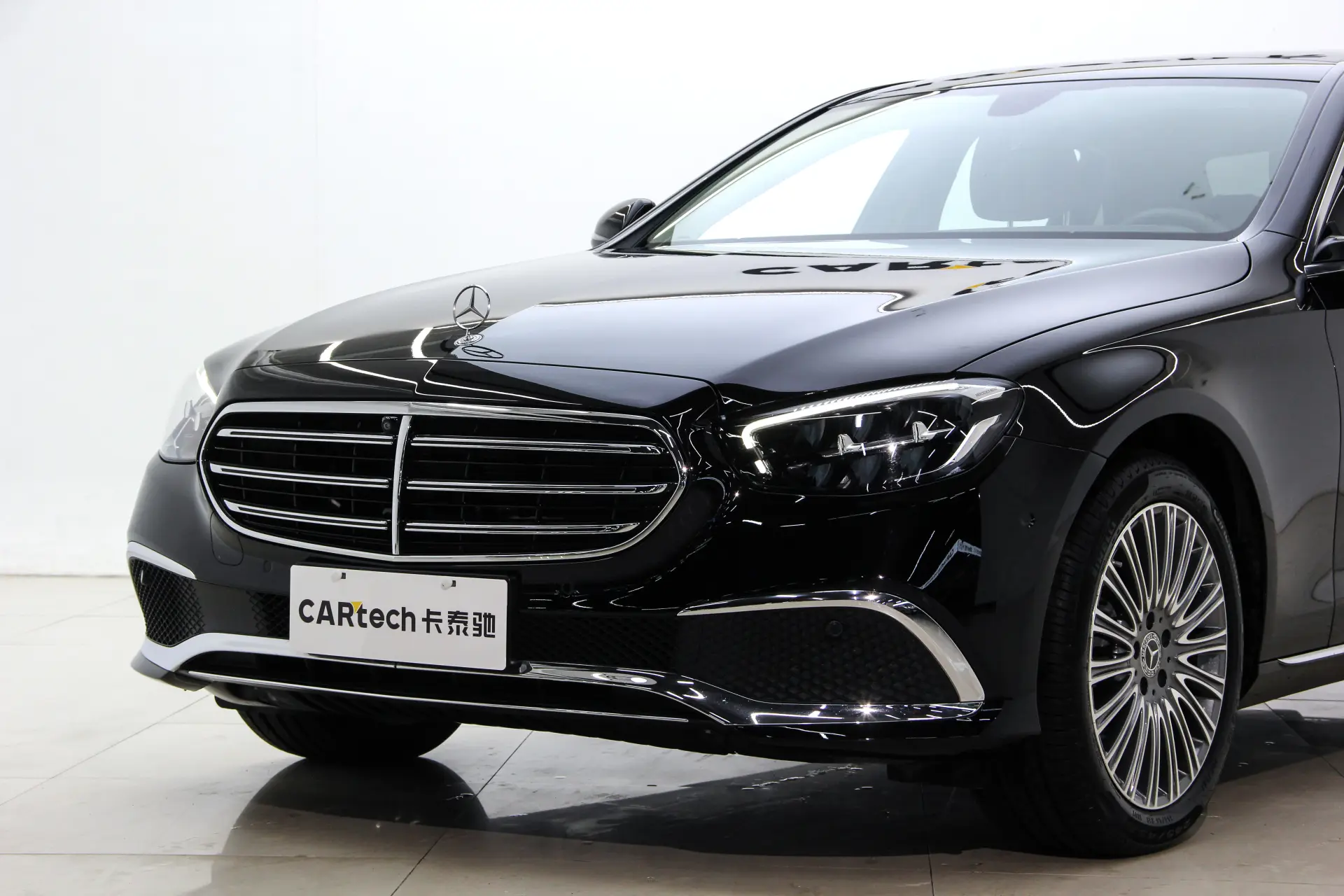 Mercedes-Benz E 300 L, 2023 10