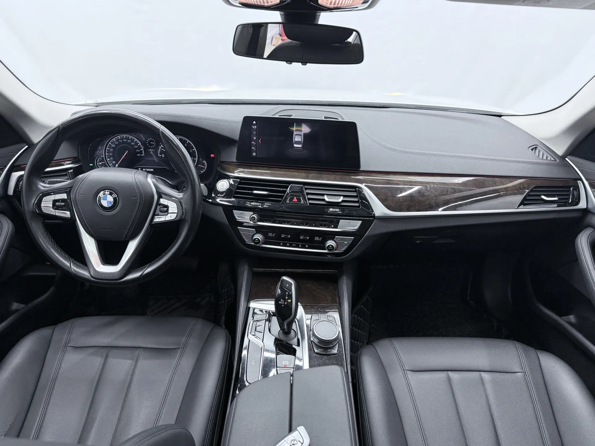BMW 525Li, 2018 7