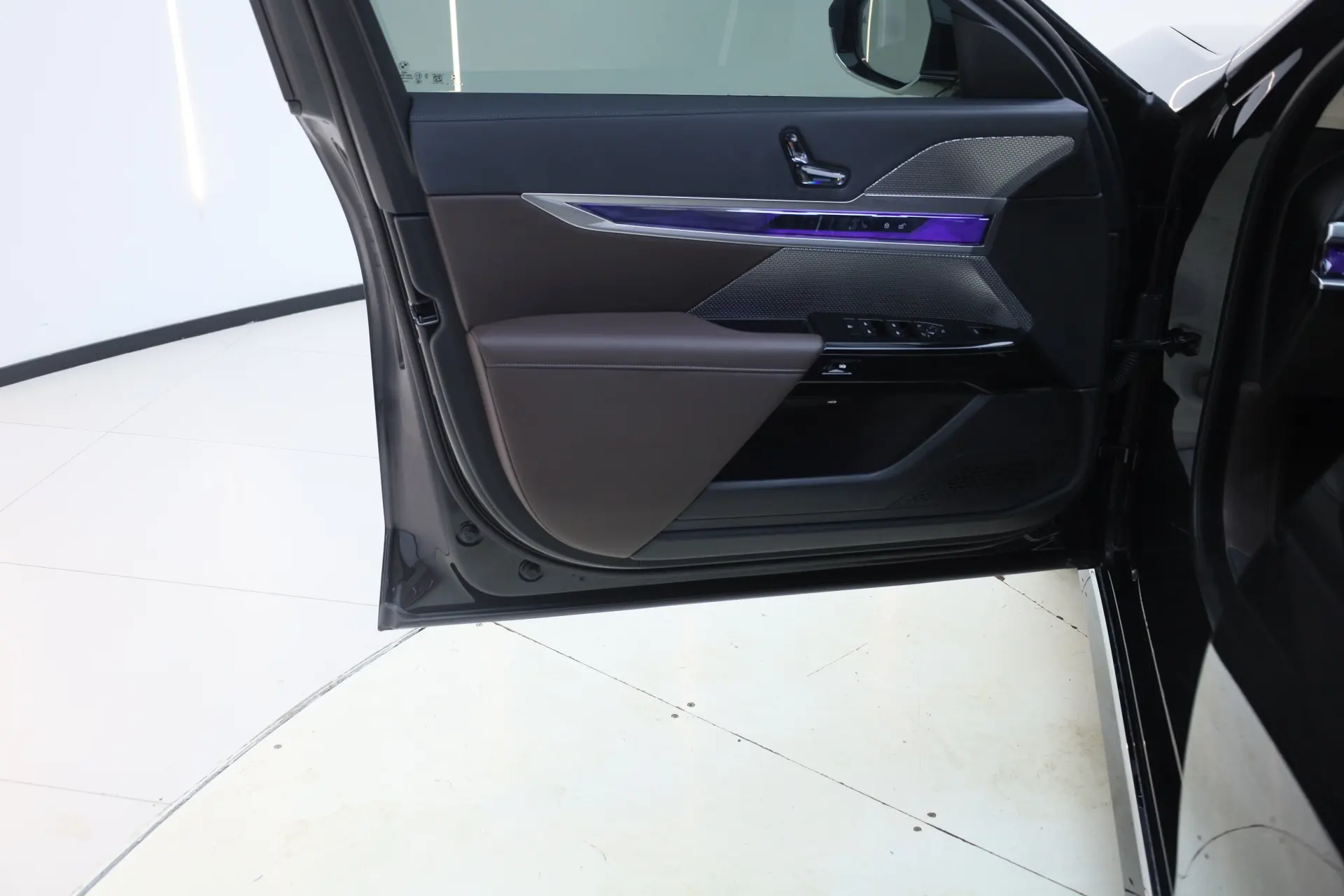 BMW 735Li, 2024 17