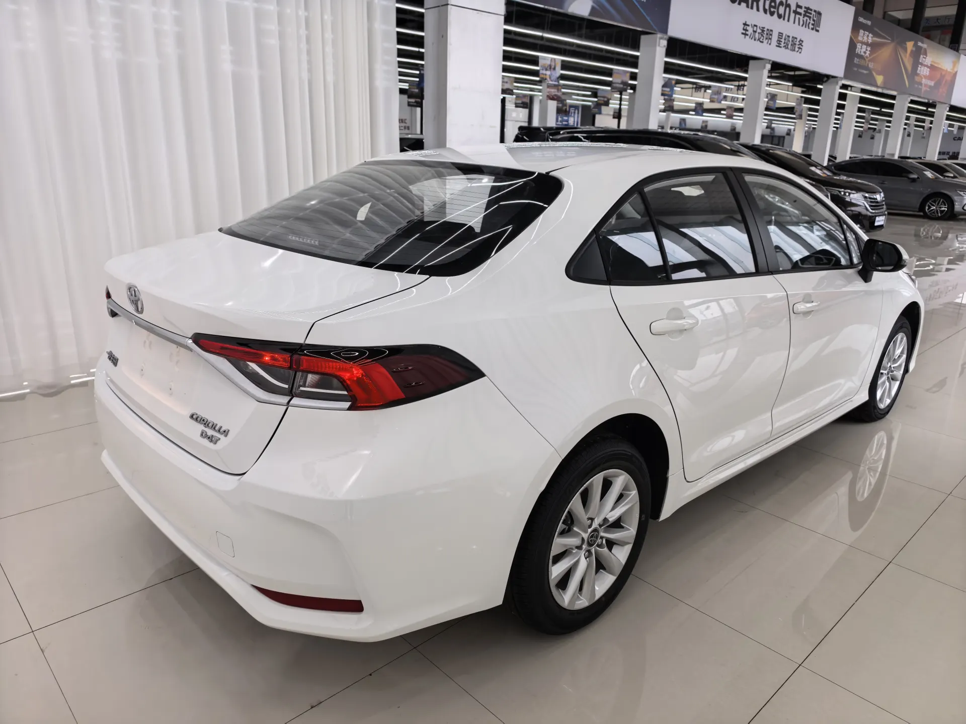 Toyota Corolla, 2025 4