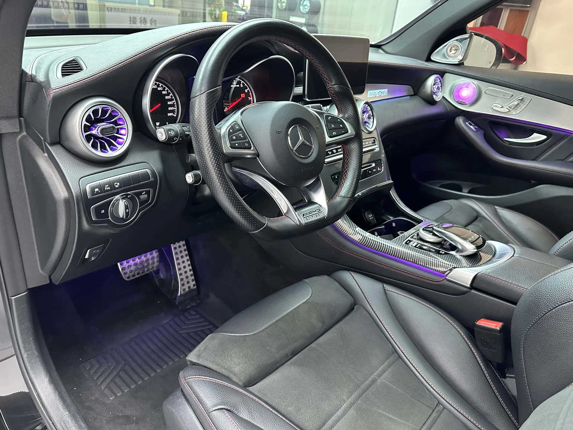 Mercedes-Benz GLC 43 4MATIC, 2019 12